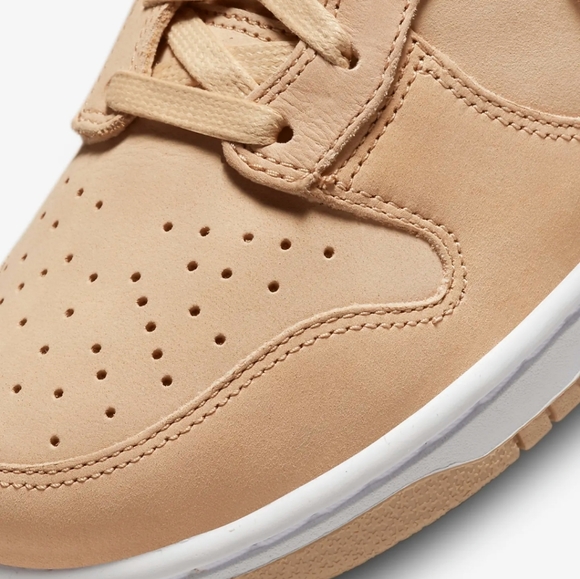 NIKE- Nike Dunk High Premium- Women's size 7.5- Men's size 6 - Picture 6 of 7